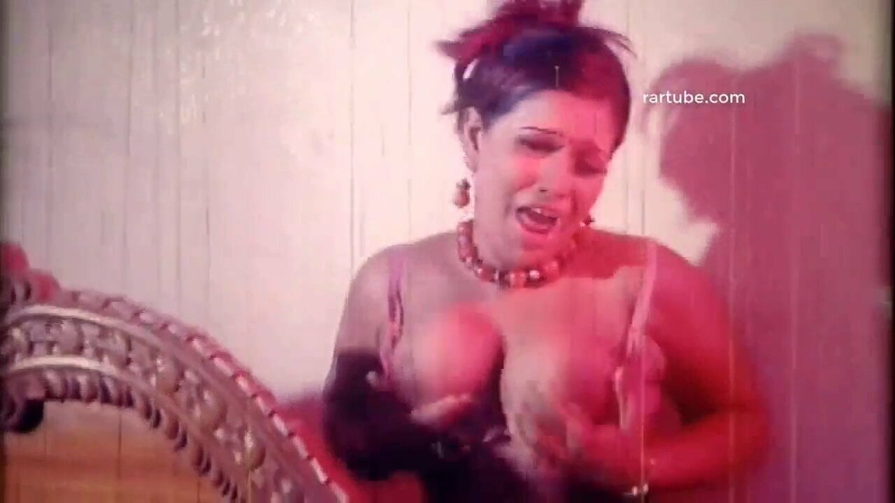 Bangla Nude Song – Arbaz and Pinky - порно видео