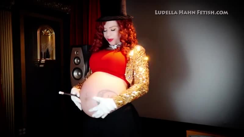 Ludella Hahn Magician Vore порно видео 