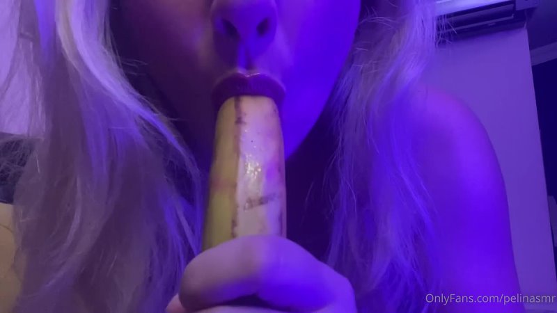 Pelin ASMR Banana Play порно видео 